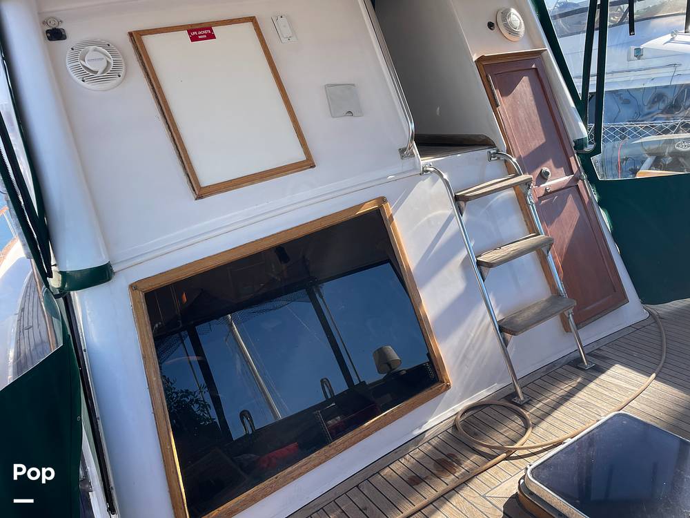 Slide: The Image of Marine Trader 43 Aft Cabin 1981 - 14900467