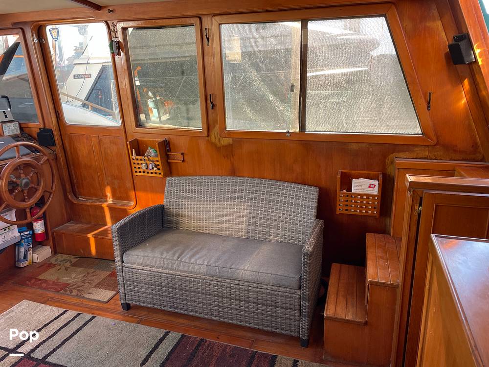 Slide: The Image of Marine Trader 43 Aft Cabin 1981 - 14900476