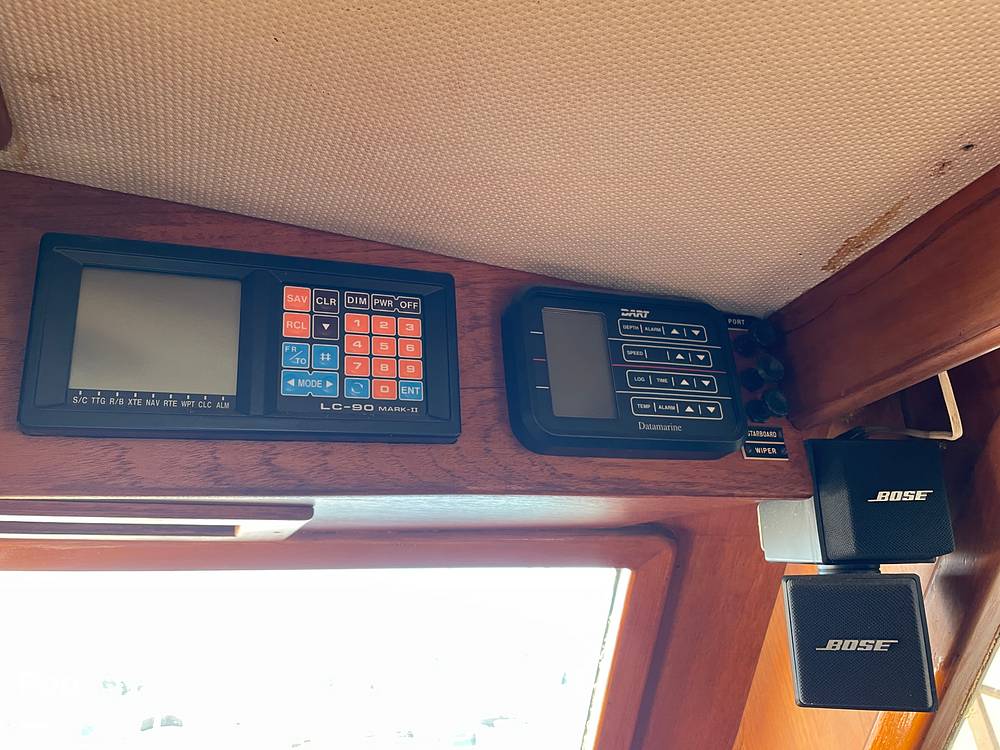 Slide: The Image of Marine Trader 43 Aft Cabin 1981 - 14900489