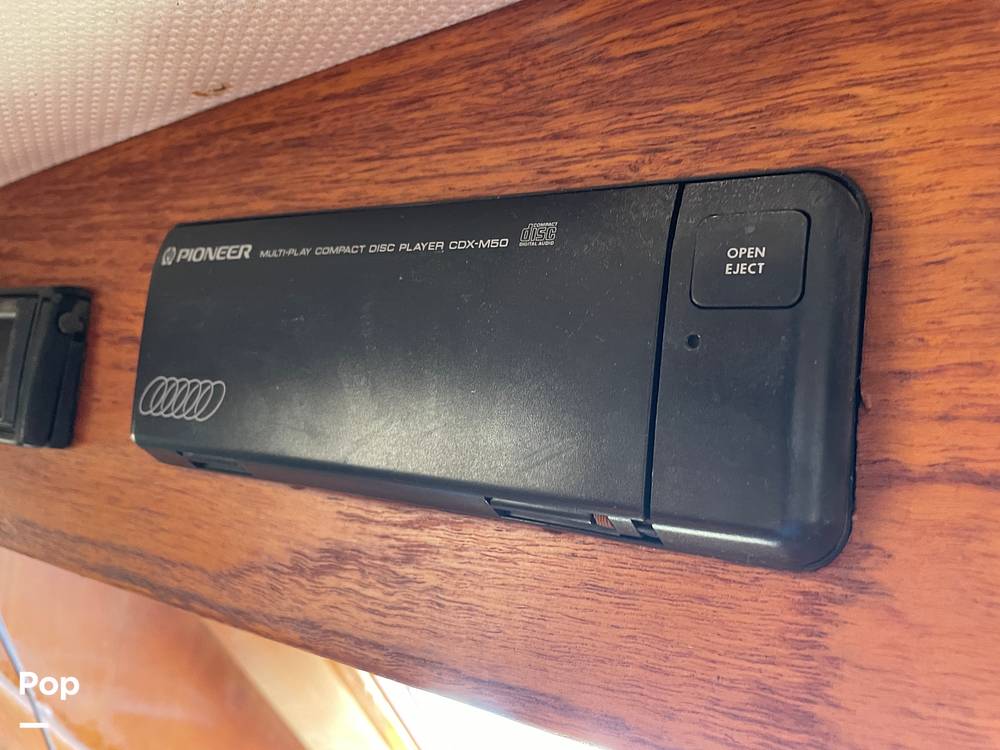Slide: The Image of Marine Trader 43 Aft Cabin 1981 - 14900496