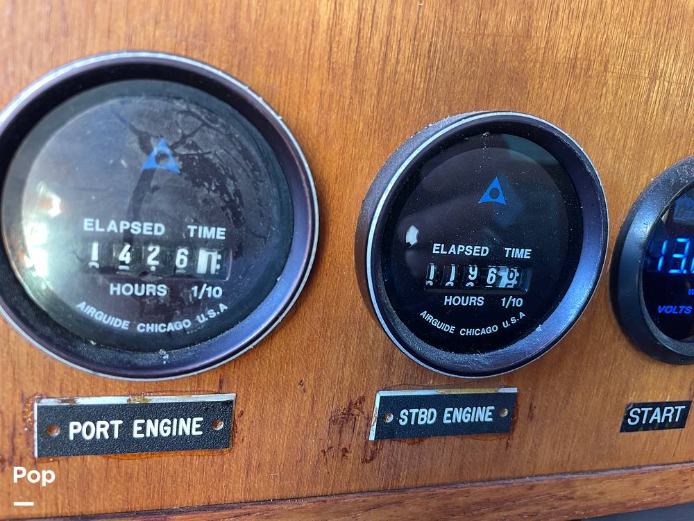 Slide: The Image of Marine Trader 43 Aft Cabin 1981 - 14900500