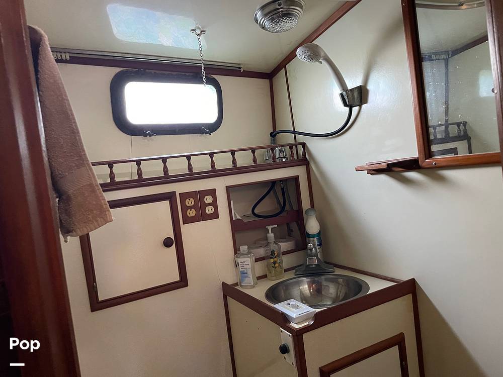 Slide: The Image of Marine Trader 43 Aft Cabin 1981 - 14900526