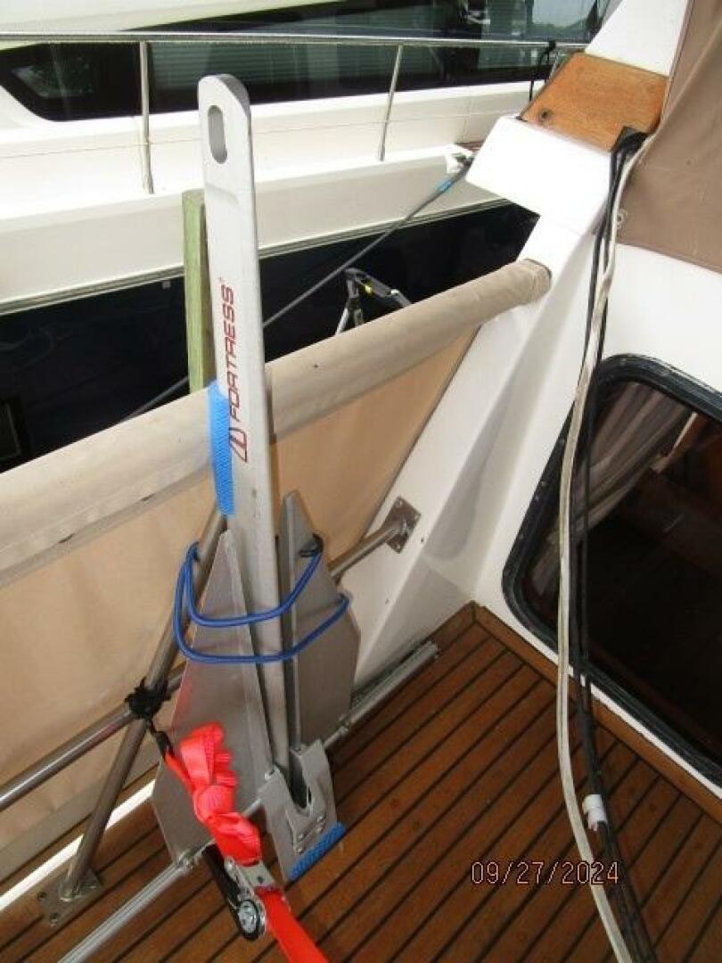 Slide: The Image of 46' Marine Trader spare anchor - 23