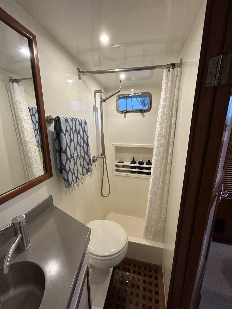 Slide: The Image of 46' Marine Trader master stateroom head - 52