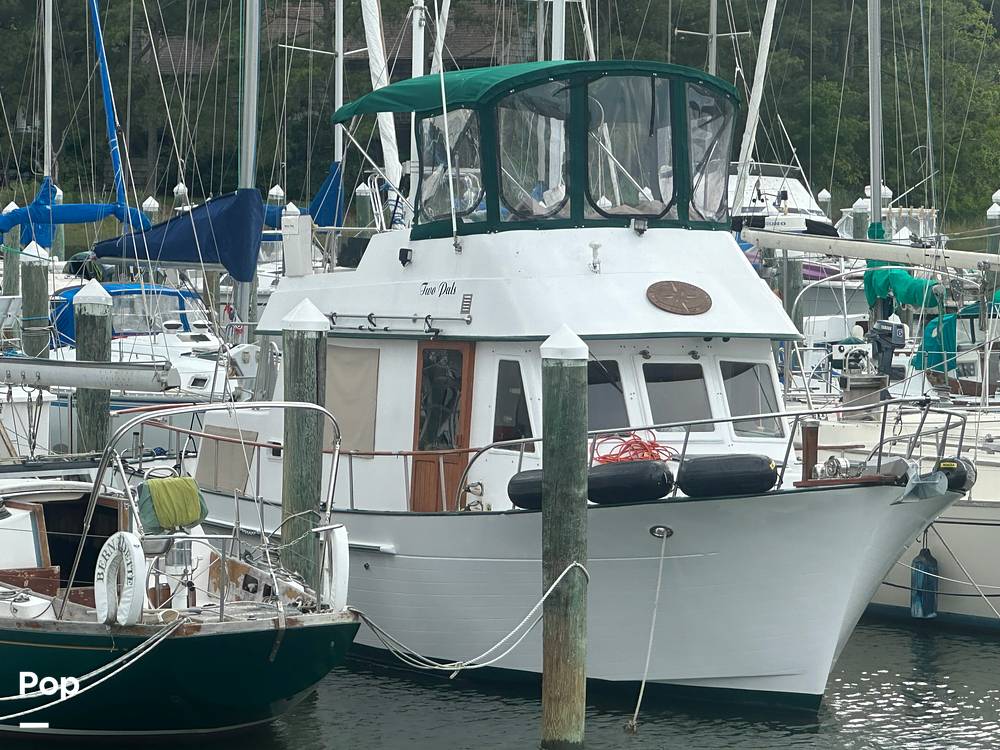 Slide: The Image of Marine Trader Marine Trader 34 1984 - 15537421