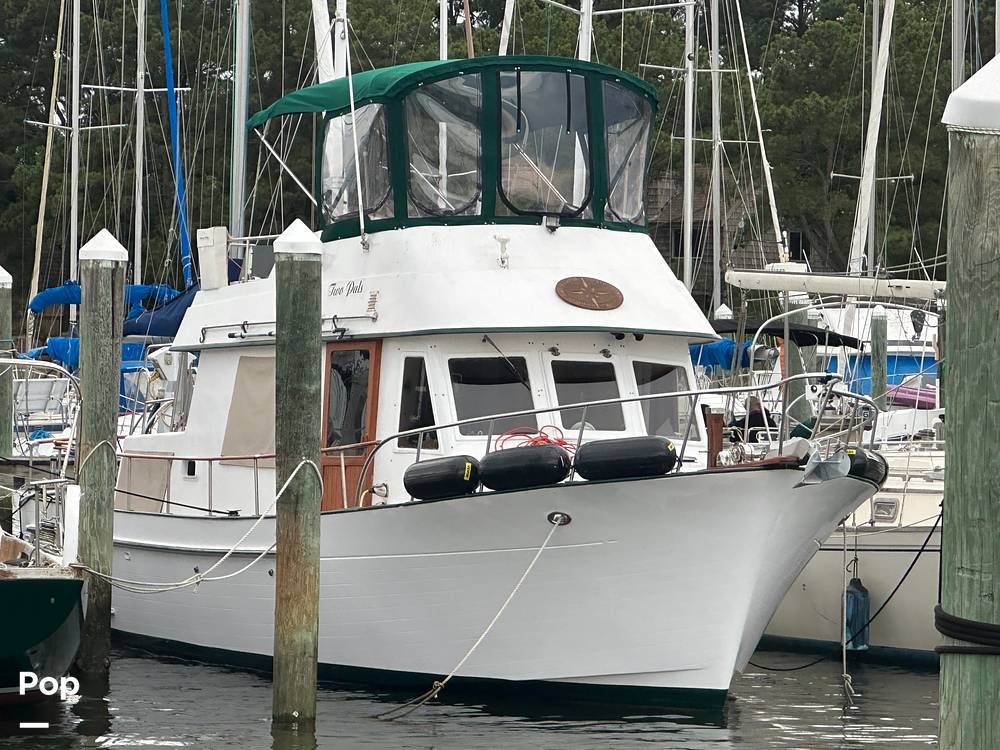 Slide: The Image of Marine Trader Marine Trader 34 1984 - 15560277