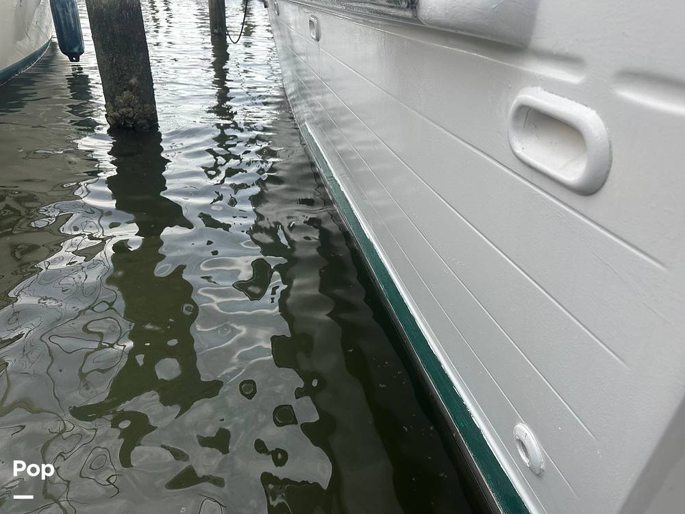 Slide: The Image of Marine Trader Marine Trader 34 1984 - 15560288
