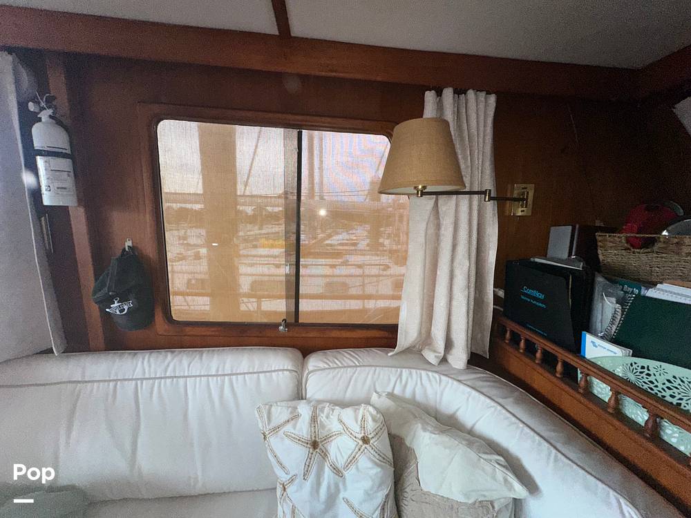 Slide: The Image of Marine Trader Marine Trader 34 1984 - 15560361
