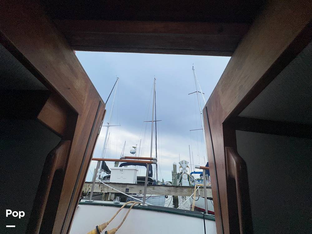 Slide: The Image of Marine Trader Marine Trader 34 1984 - 15560370