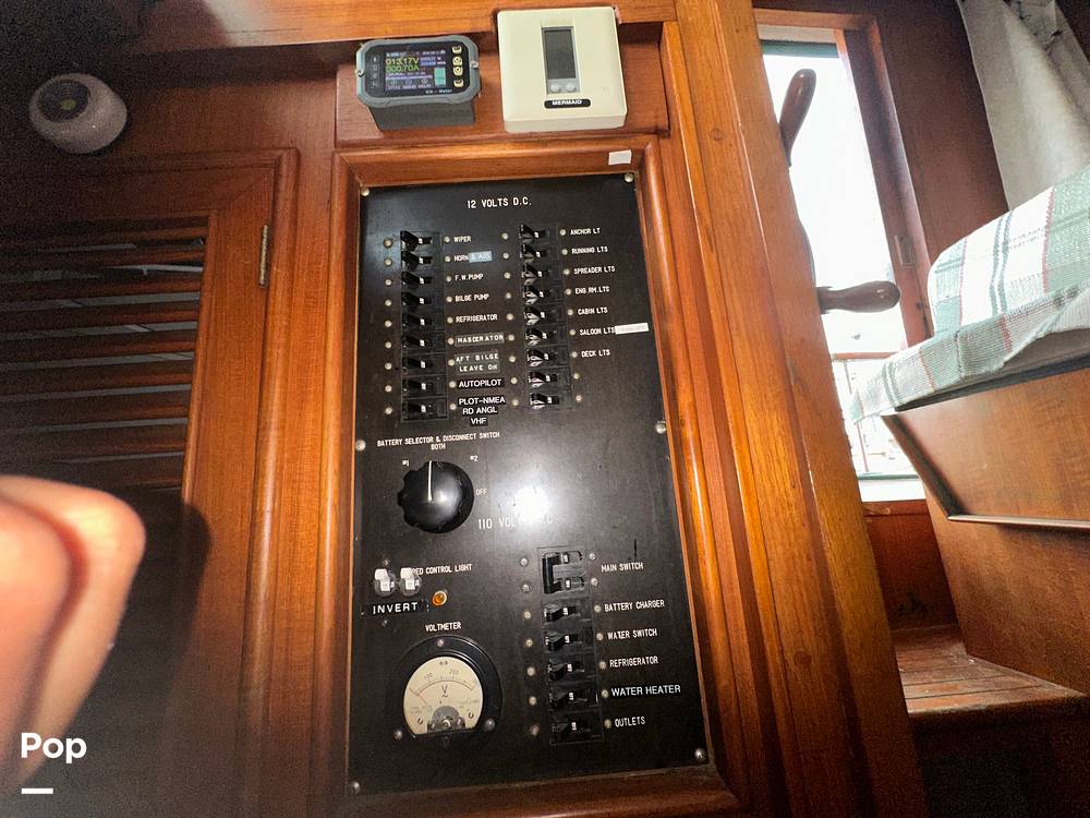 Slide: The Image of Marine Trader Marine Trader 34 1984 - 15560398