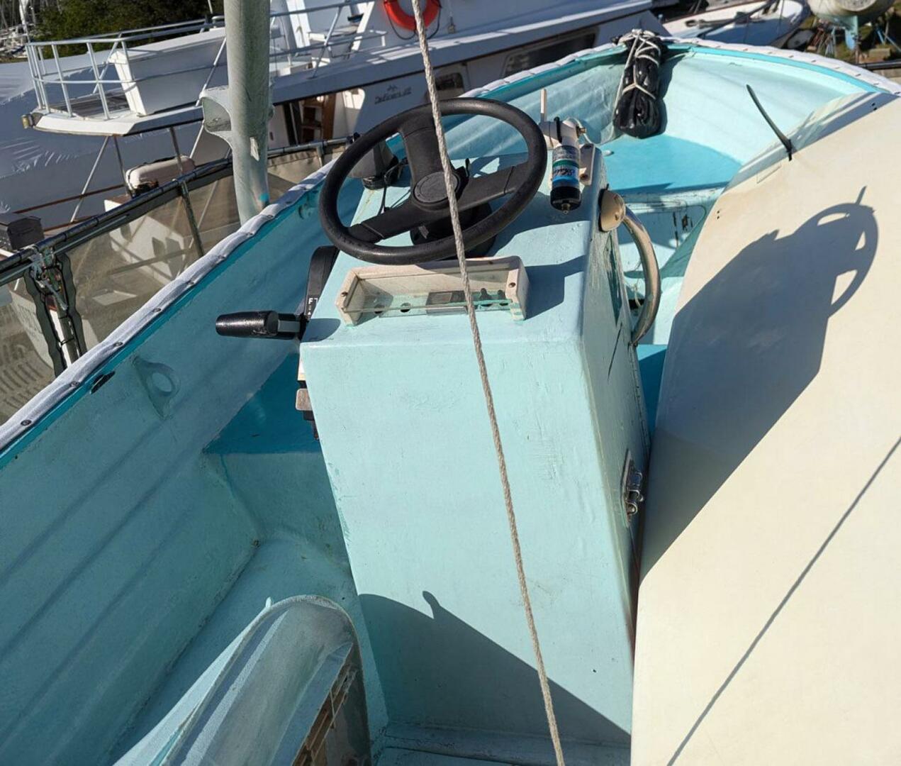Slide: The Image of Marine Trader Pilothouse 1980 - 4905797