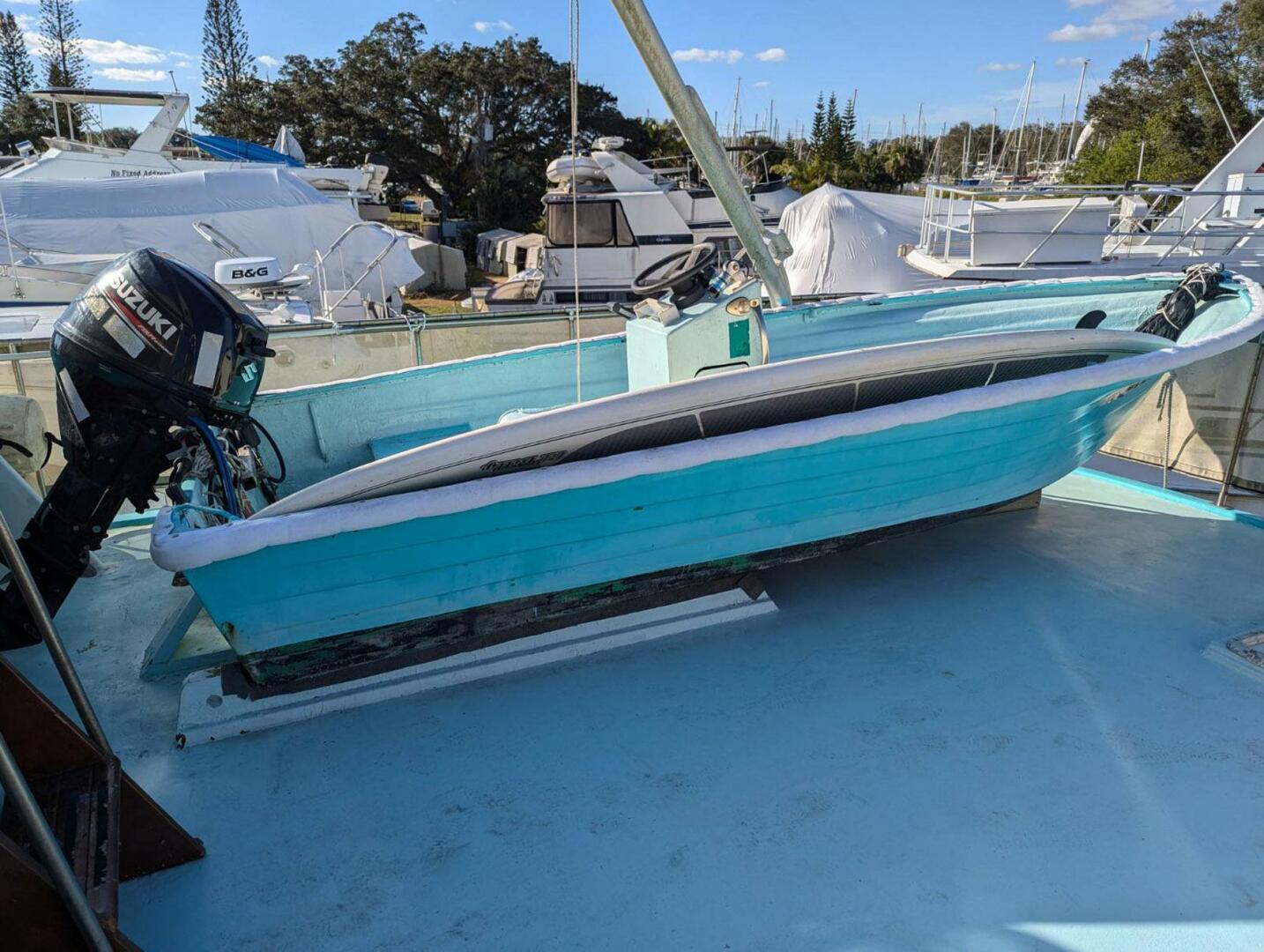 Slide: The Image of Marine Trader Pilothouse 1980 - 4905799