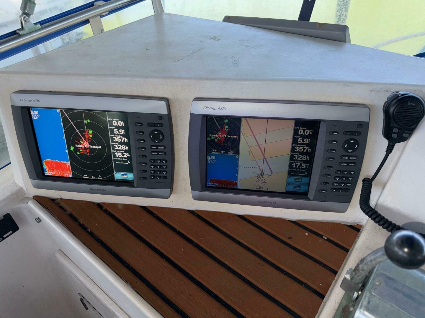 Slide: The Image of Marine Trader Sundeck Fb 1984 - 5285048