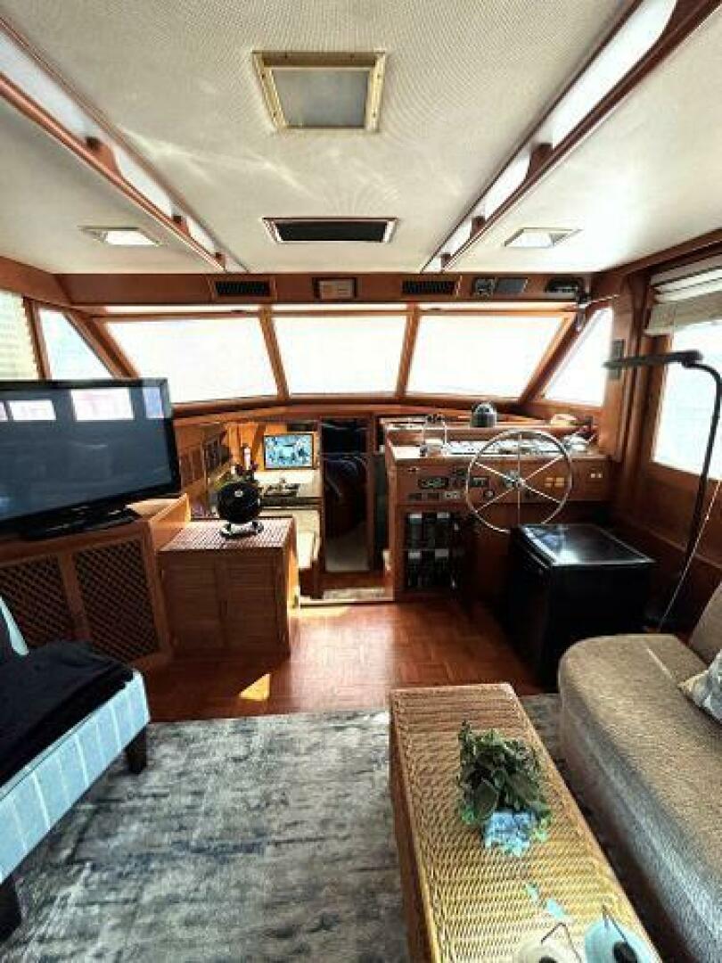 Slide: The Image of Marine Trader Tradewinds 1988 - 4779559