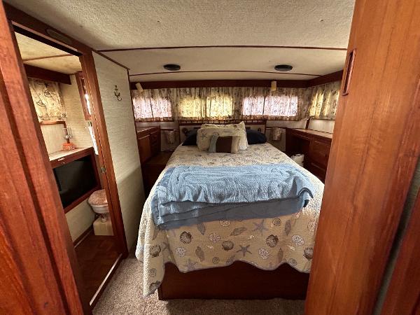 Slide: The Image of Aft Stateroom - 78