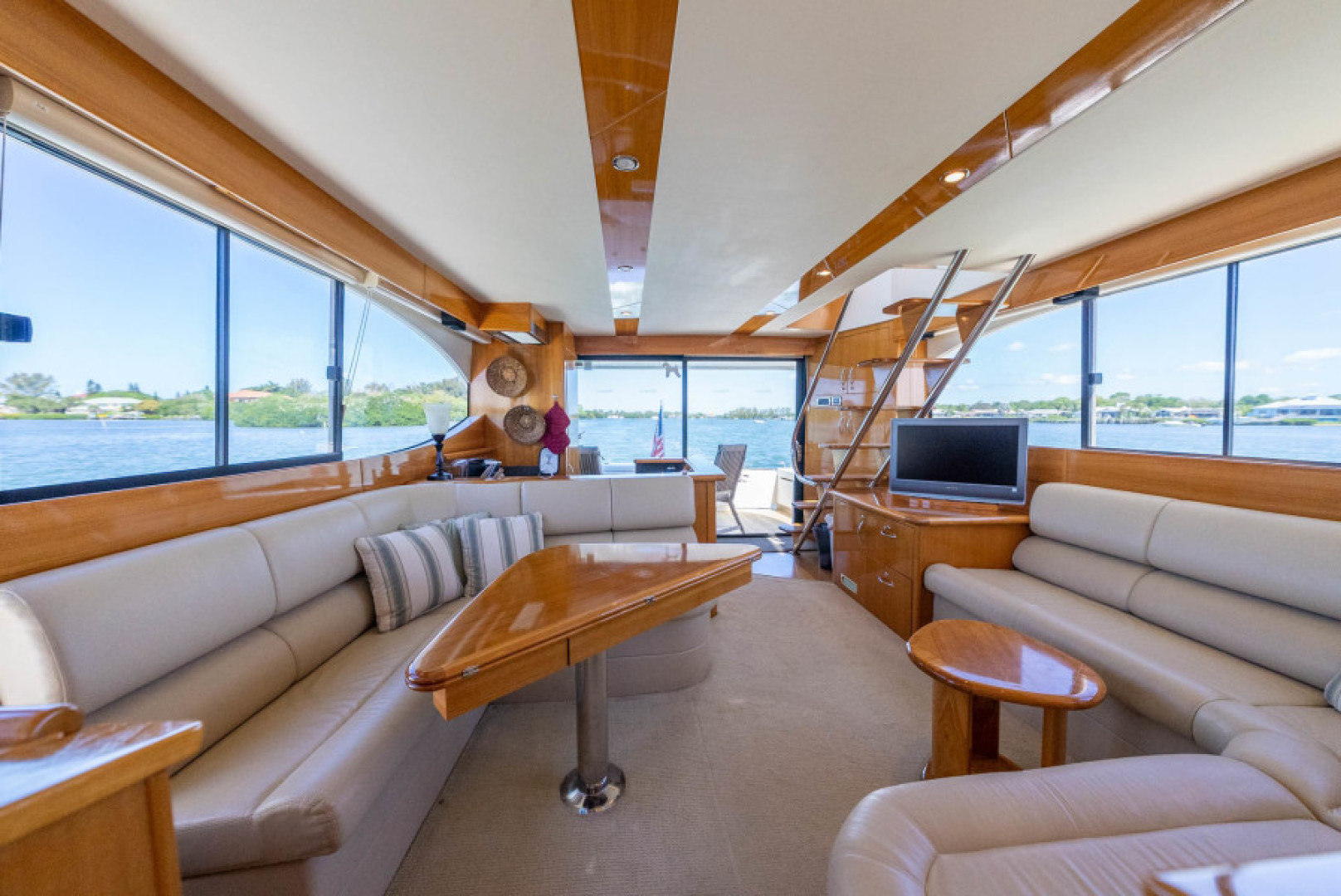 Slide: The Image of 2008 Maritimo 48 Motor Yacht - 3550295