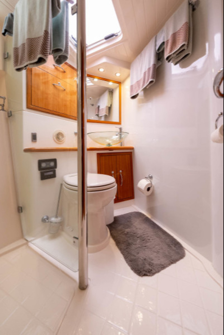 Slide: The Image of 2008 Maritimo 48 Motor Yacht - 3550311