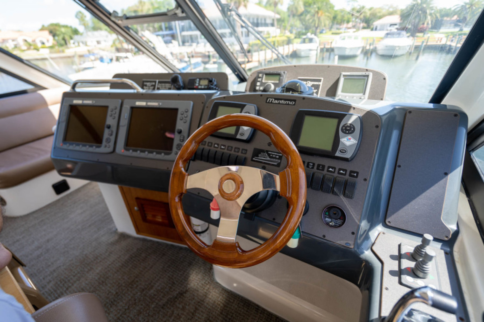 Slide: The Image of 2008 Maritimo 48 Motor Yacht - 3550298