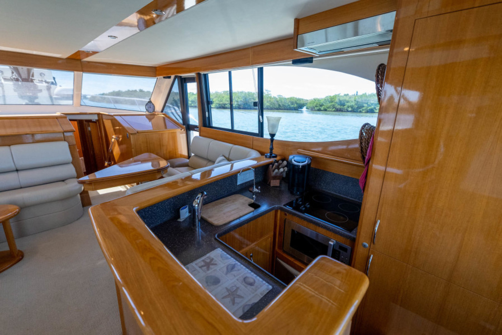 Slide: The Image of 2008 Maritimo 48 Motor Yacht - 3550296