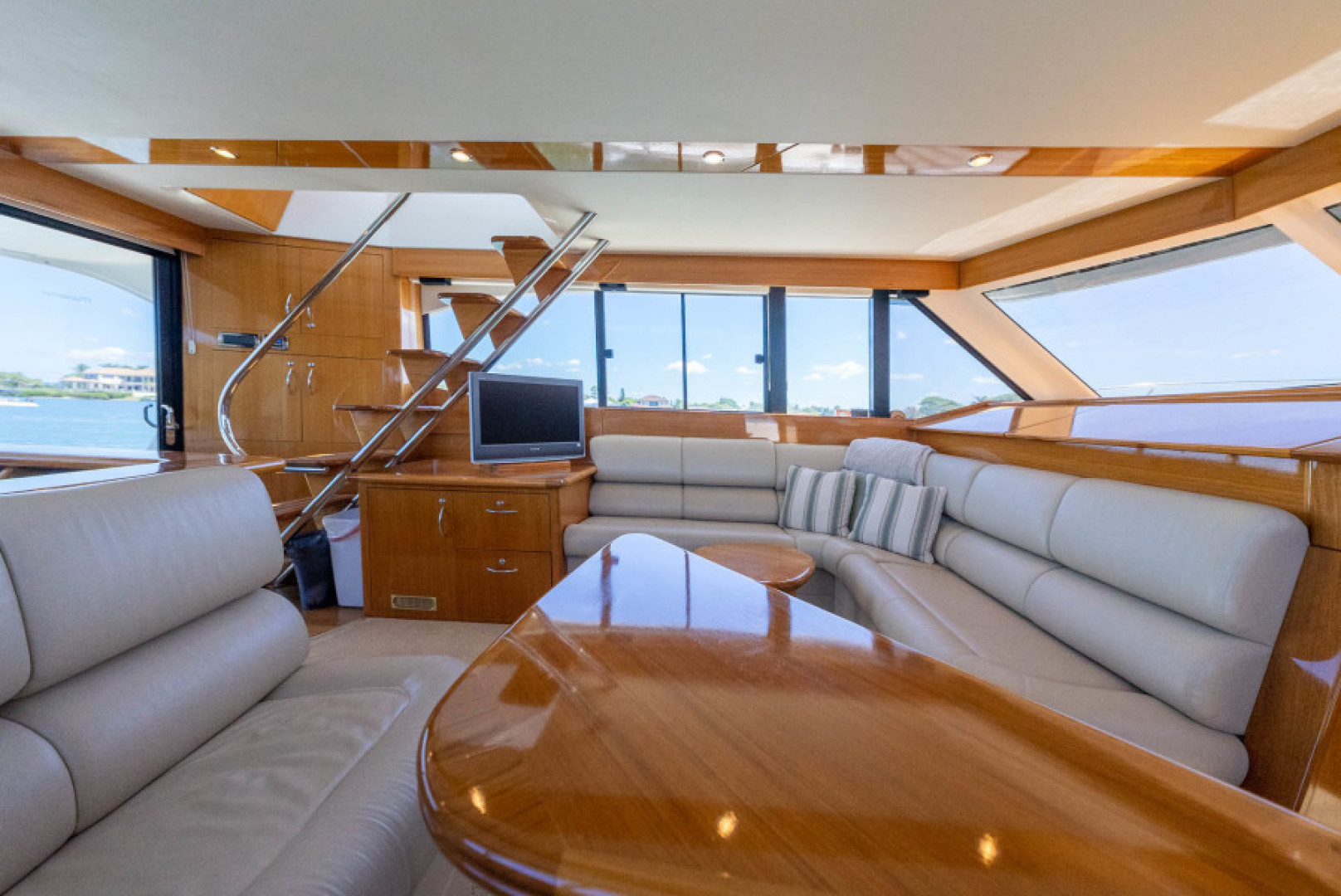 Slide: The Image of 2008 Maritimo 48 Motor Yacht - 3550301