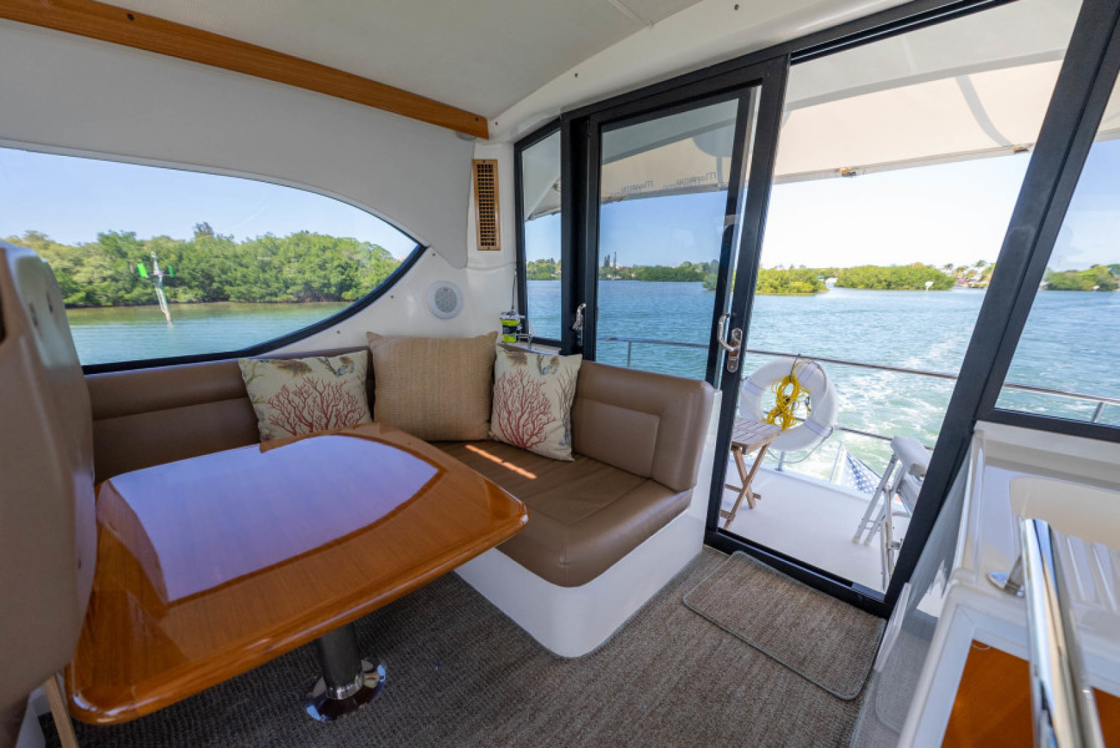 Slide: The Image of 2008 Maritimo 48 Motor Yacht - 3550304