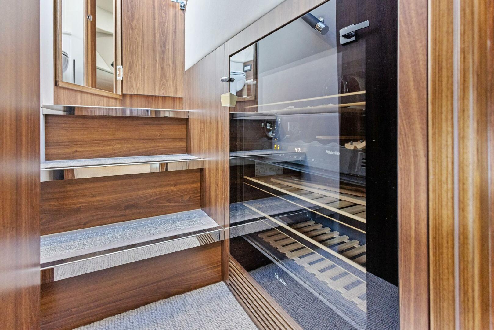 Slide: The Image of 2025 Maritimo M55 - 5265380