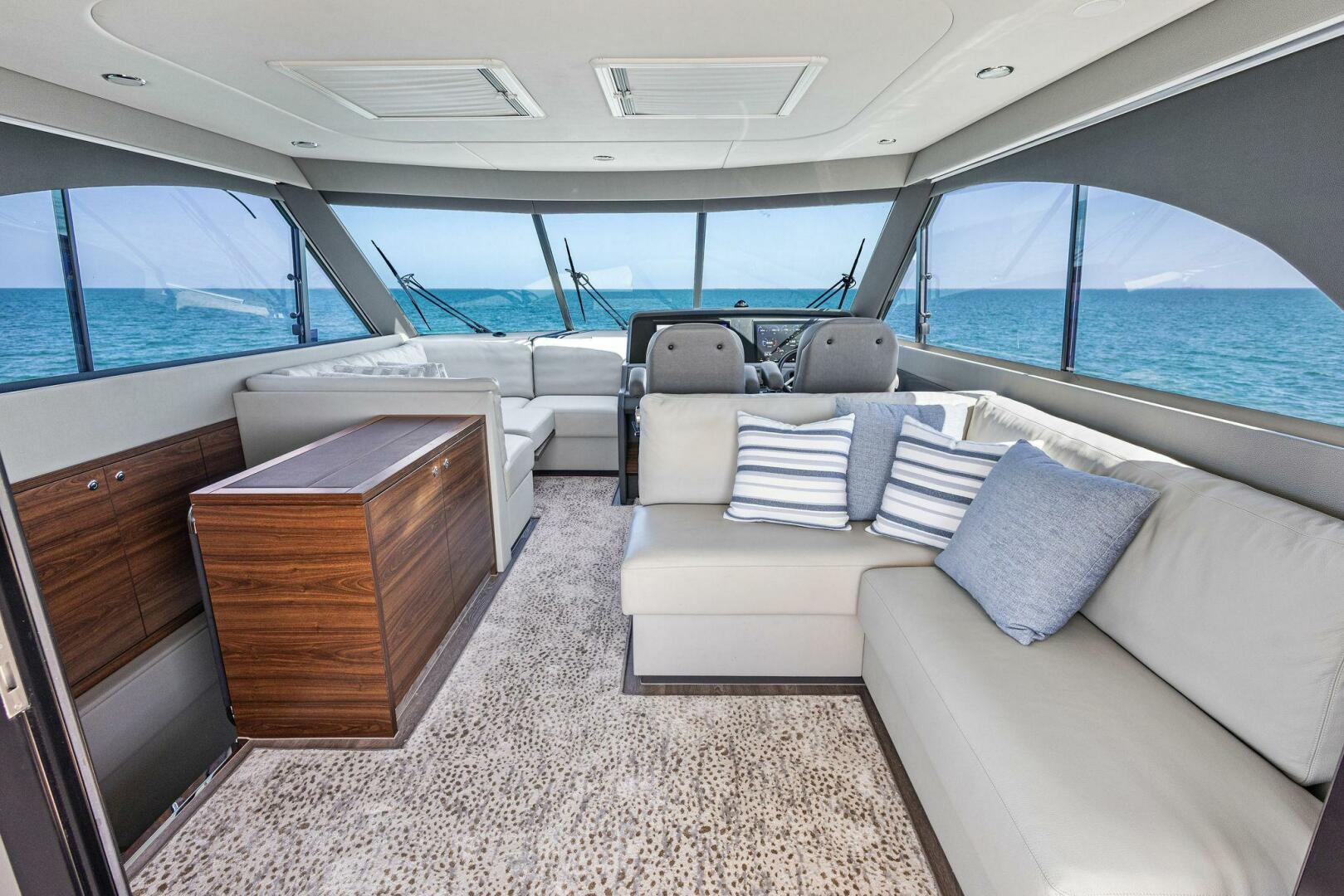 Slide: The Image of 2025 Maritimo M55 - 5265404