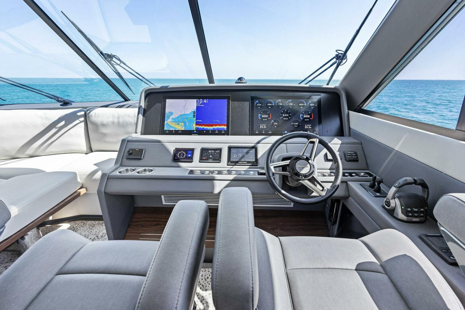 Slide: The Image of 2025 Maritimo M55 - 5265410