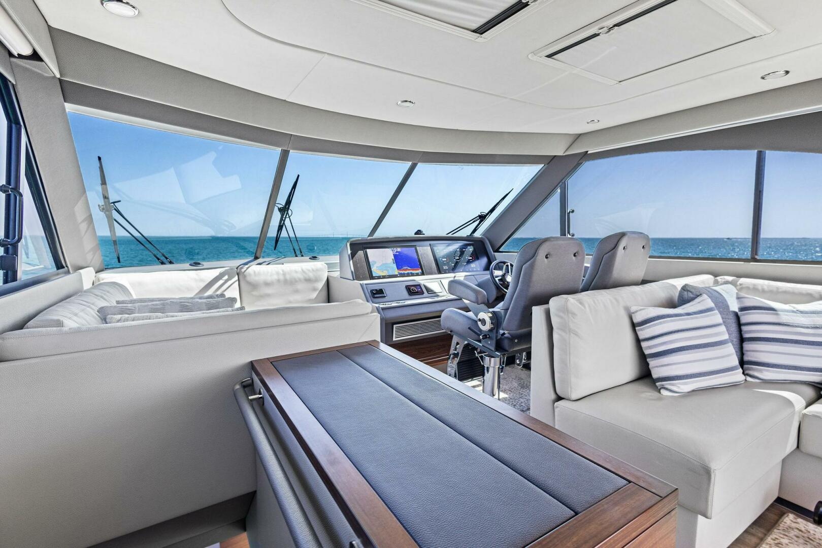 Slide: The Image of 2025 Maritimo M55 - 5265416