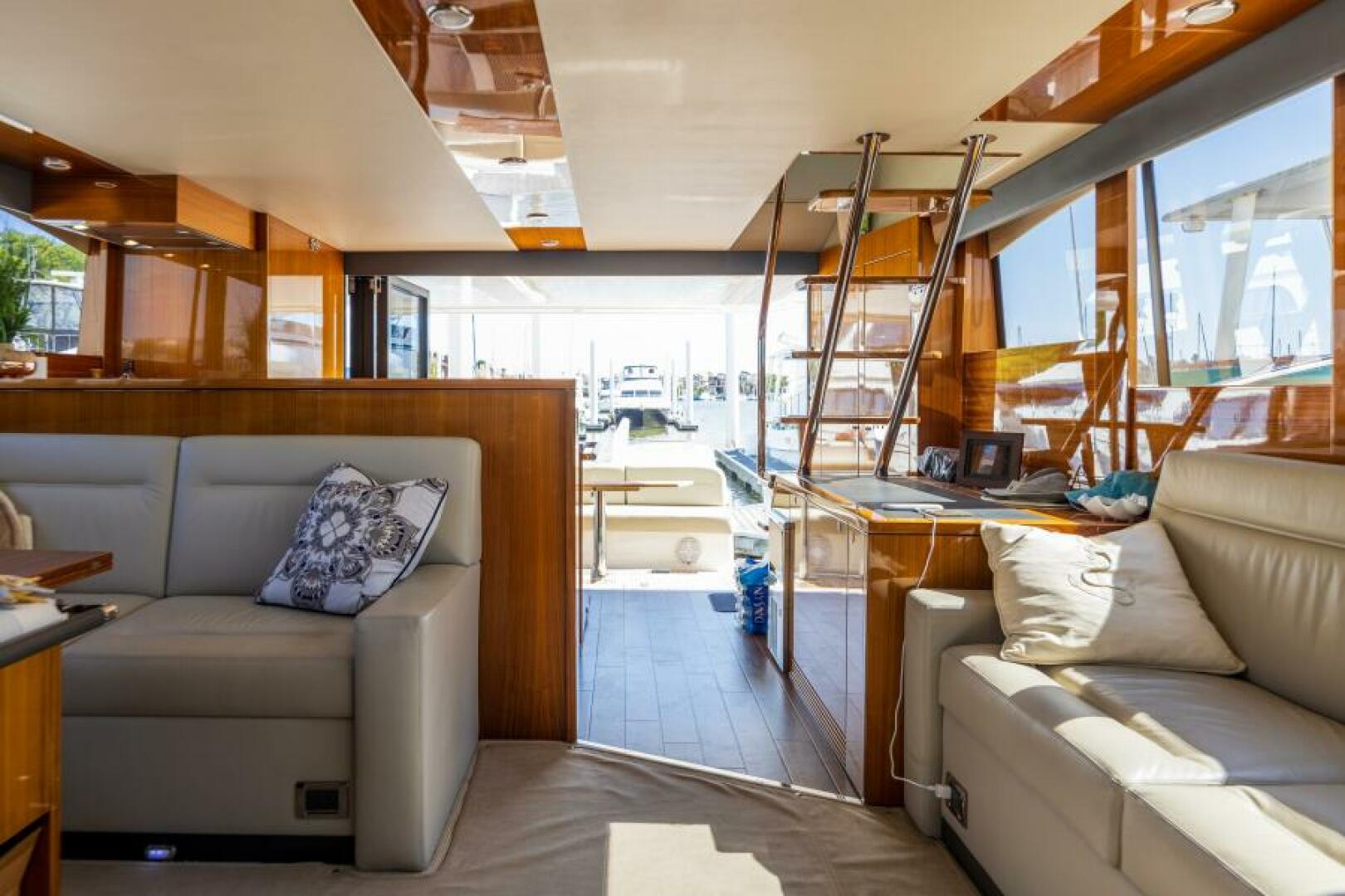 Slide: The Image of 2017 Maritimo M50 Southern Belle - 4970687