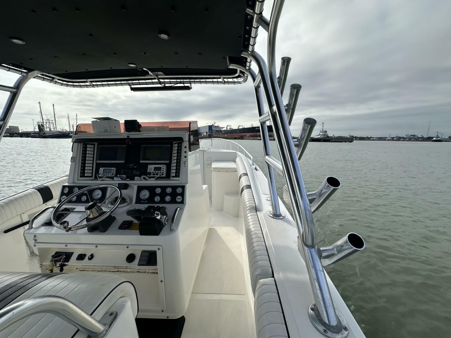Slide: The Image of 1996 Marlin 350 Center Console June Bug - 4782212