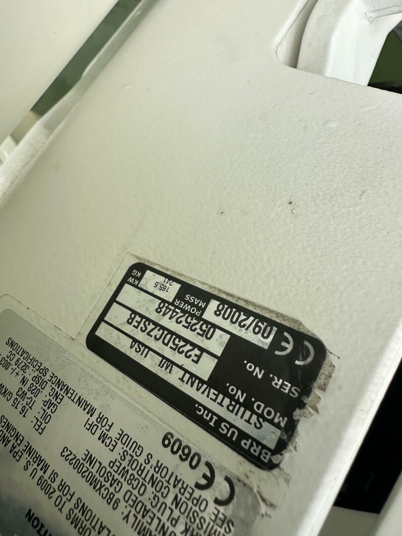 Slide: The Image of 1996 Marlin 350 Center Console June Bug - 4782216