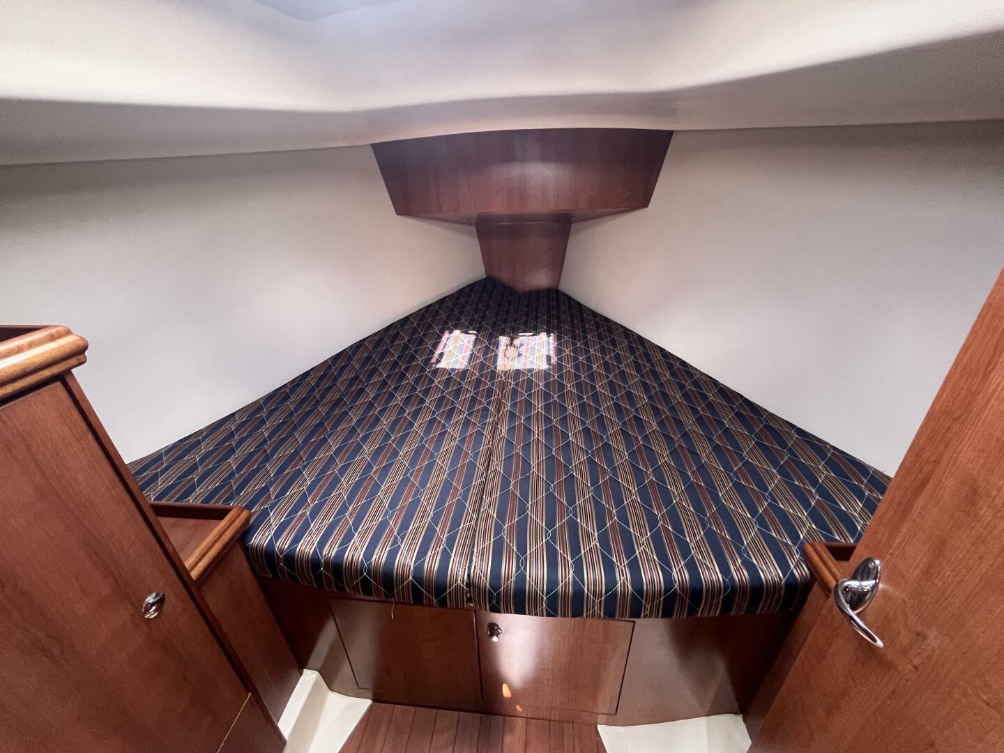 Slide: The Image of Marlow-Hunter 31 2016 - 4724760