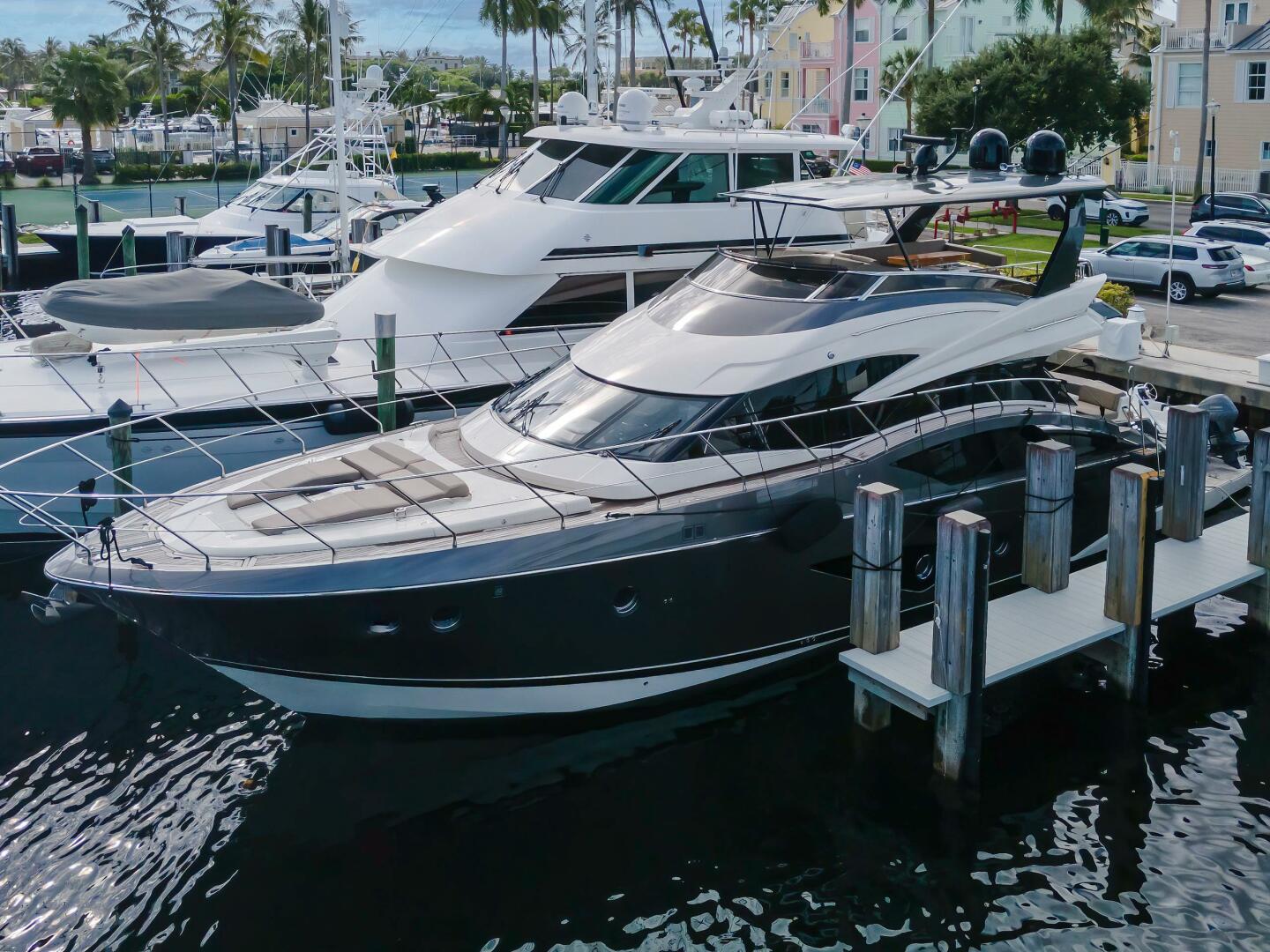 Slide: The Image of Marquis 660 Sport Yacht 2016 - 4231933