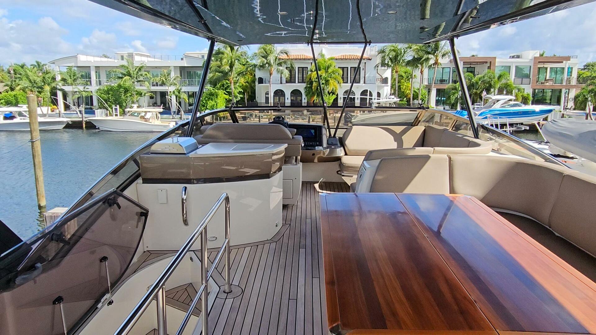 Slide: The Image of Marquis 660 Sport Yacht 2016 - 4231938