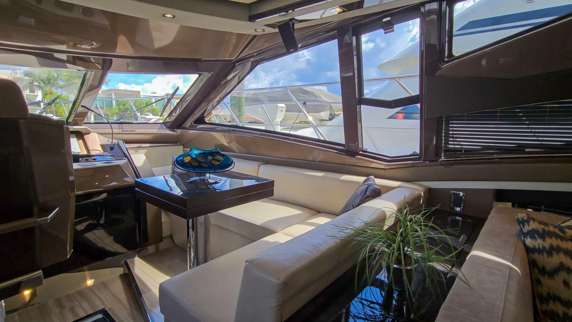 Slide: The Image of Marquis 660 Sport Yacht 2016 - 4231954