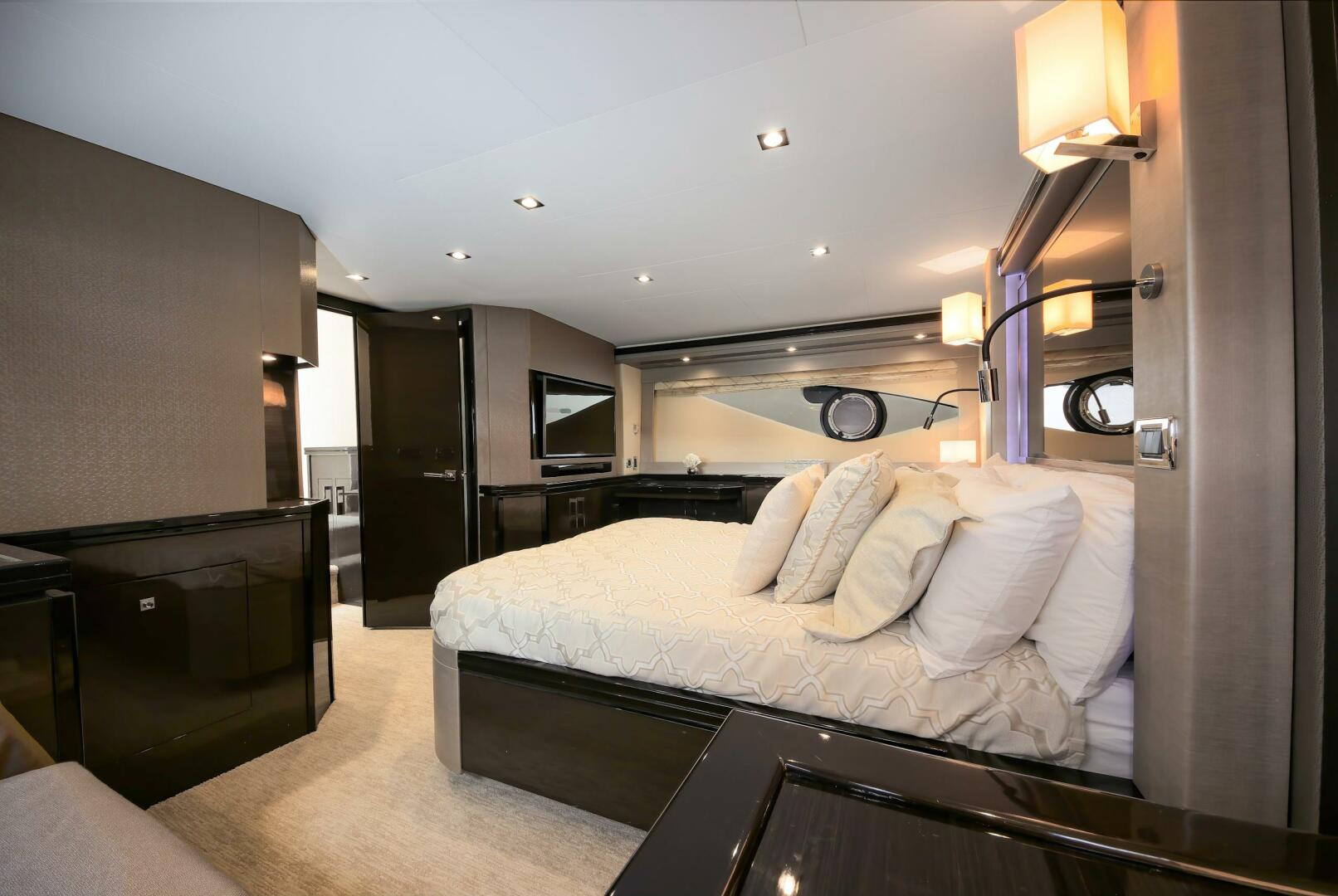 Slide: The Image of Marquis 660 Sport Yacht 2016 - 4231960