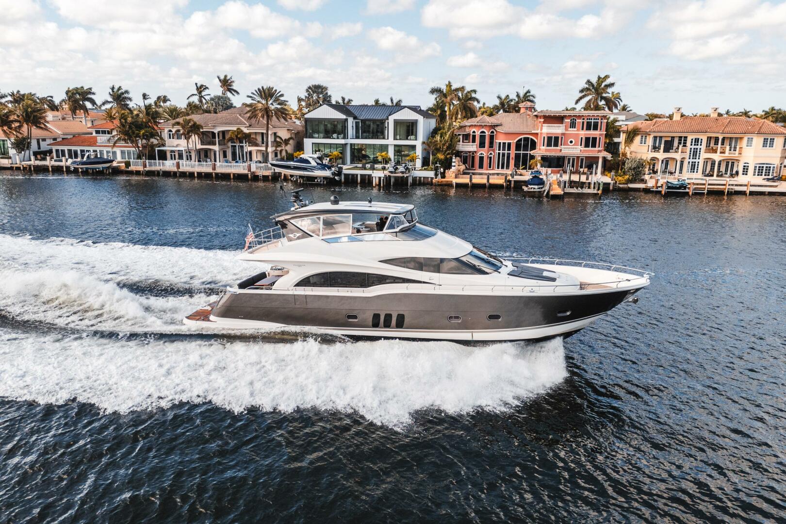 Slide: The Image of Marquis 720 Fly 2011 - 5021763