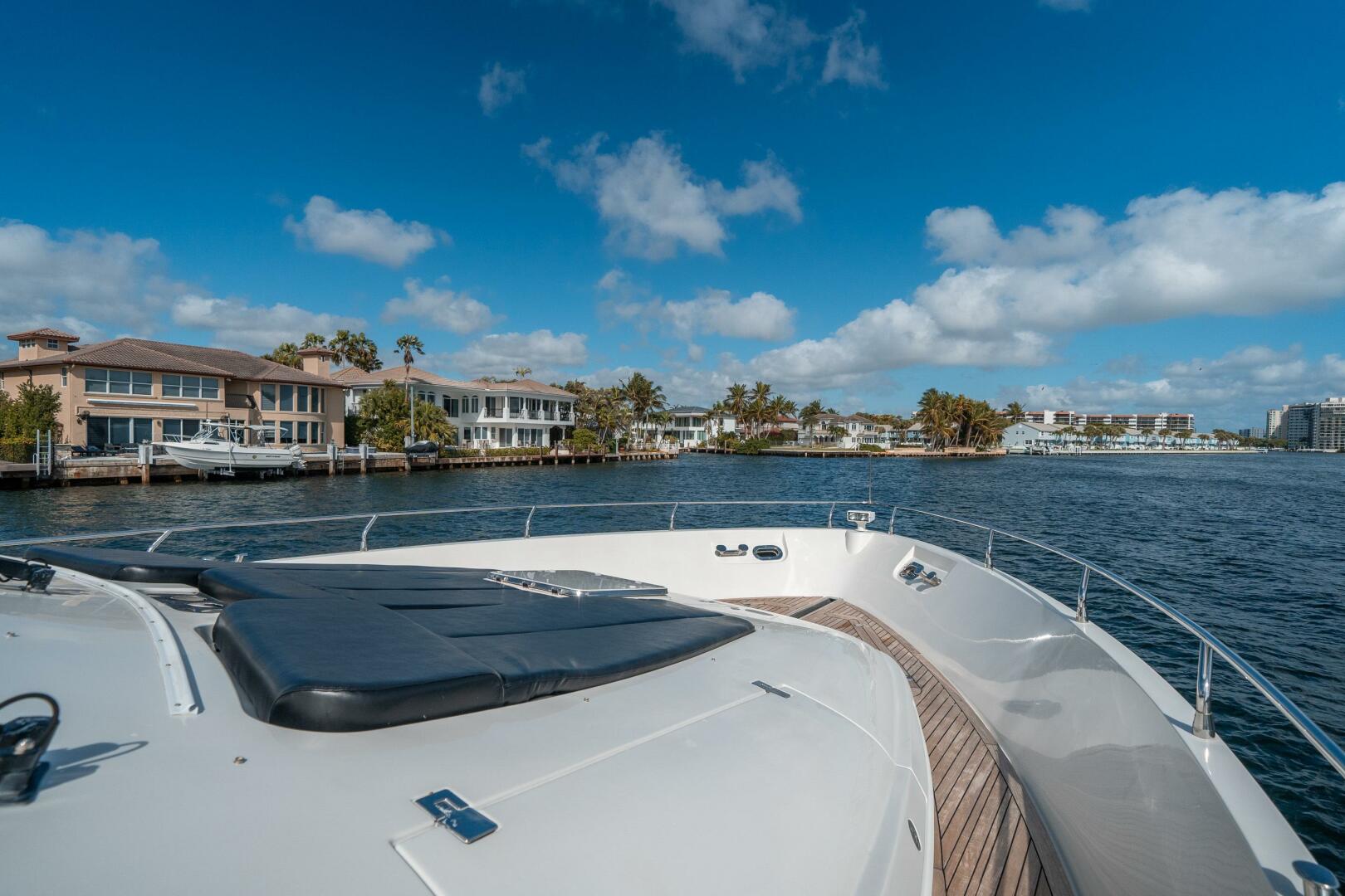 Slide: The Image of Marquis 720 Fly 2011 - 5021773