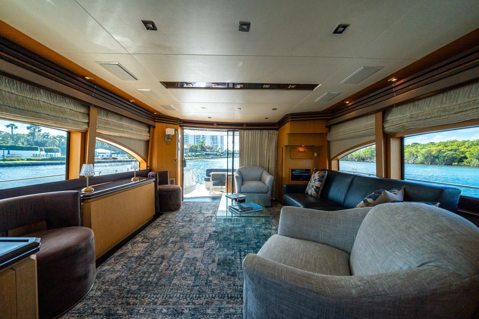 Slide: The Image of Marquis 720 Fly 2011 - 5021776