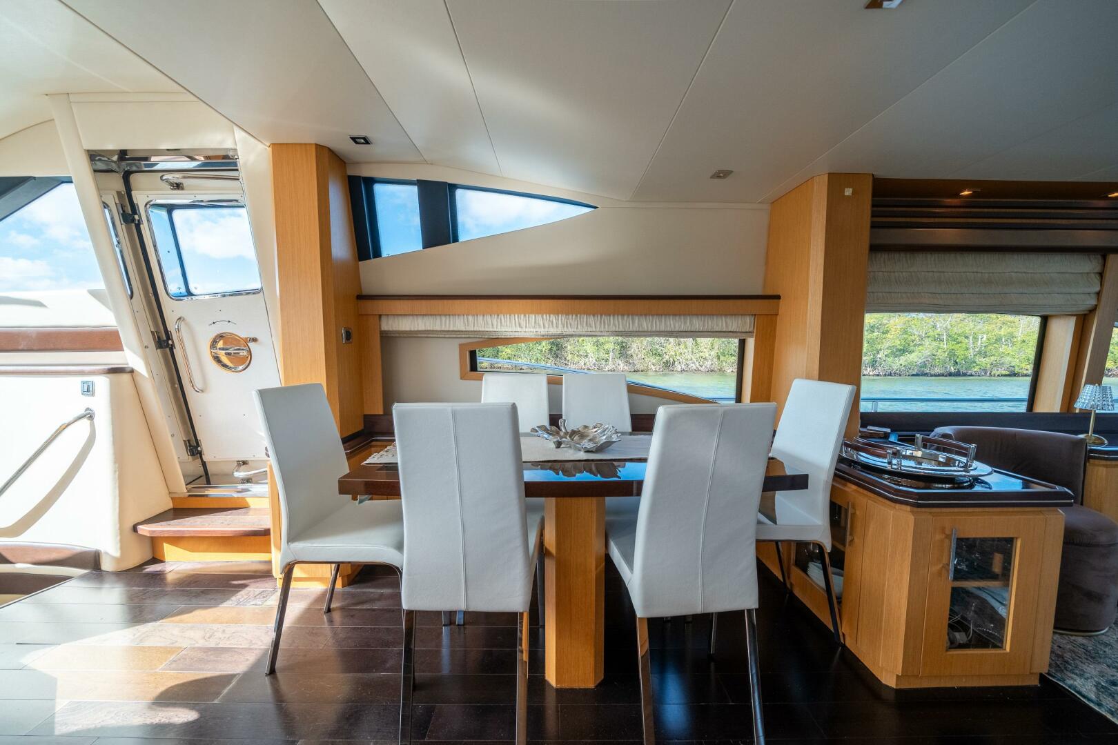 Slide: The Image of Marquis 720 Fly 2011 - 5021780