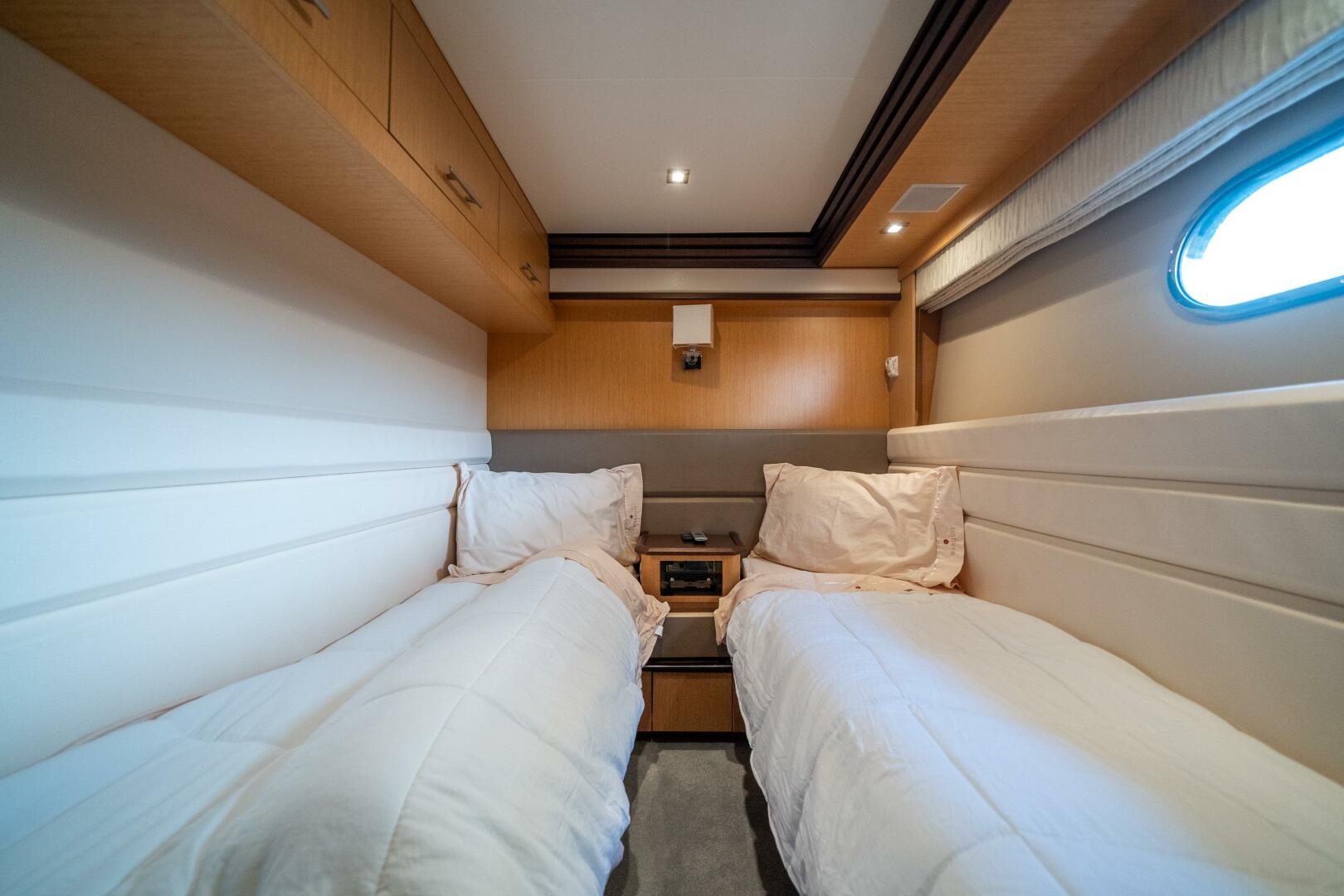 Slide: The Image of Marquis 720 Fly 2011 - 5021808