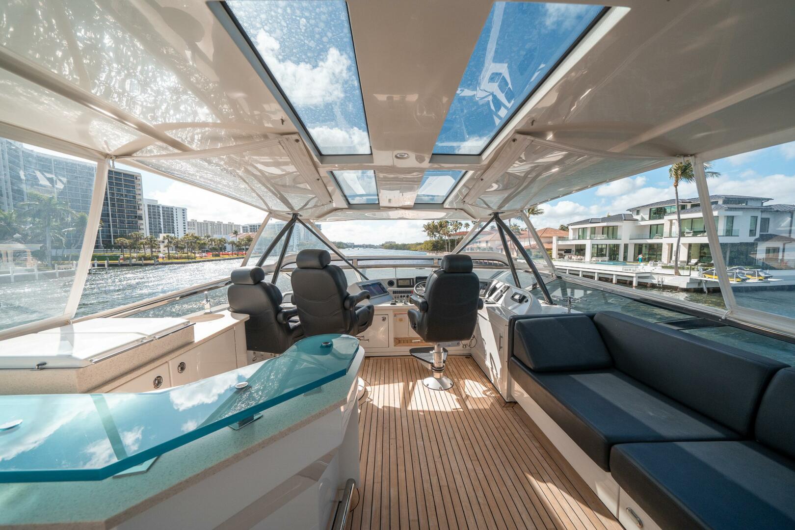 Slide: The Image of Marquis 720 Fly 2011 - 5021815