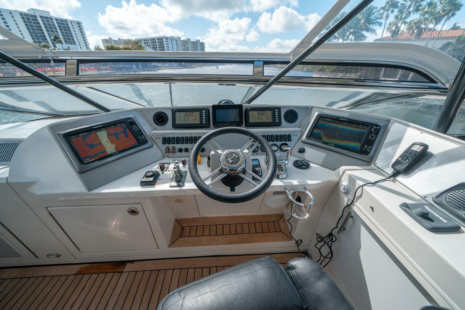 Slide: The Image of Marquis 720 Fly 2011 - 5021819