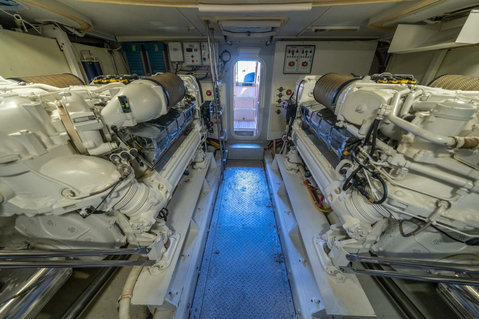 Slide: The Image of Marquis 720 Fly 2011 - 5021820