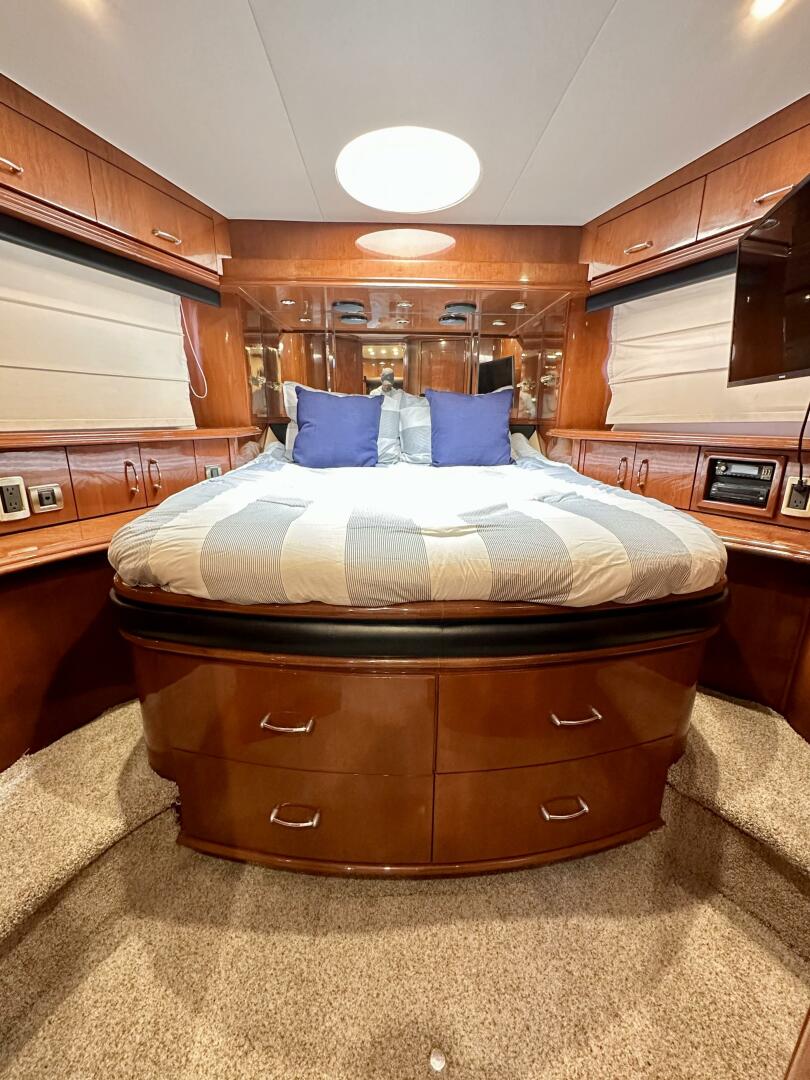 Slide: The Image of Marquis Flybridge Motor Yacht 2006 - 5356471