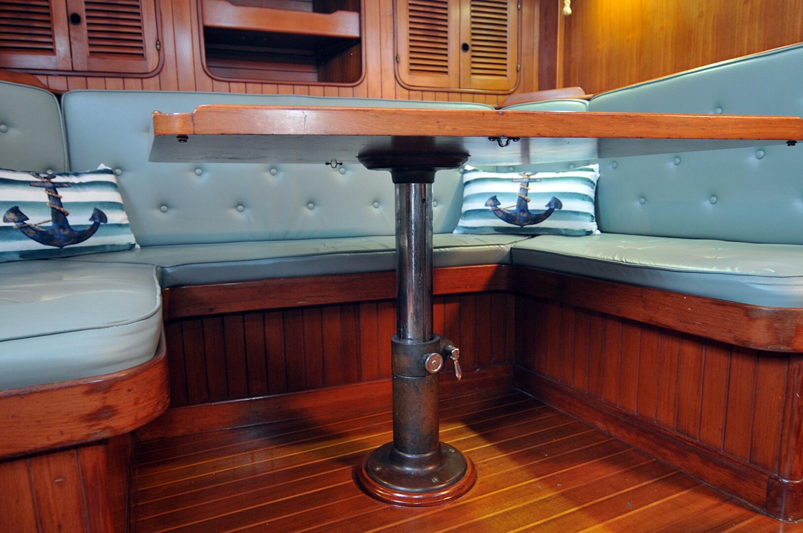 Slide: The Image of Mason 43 1981 - 5166733