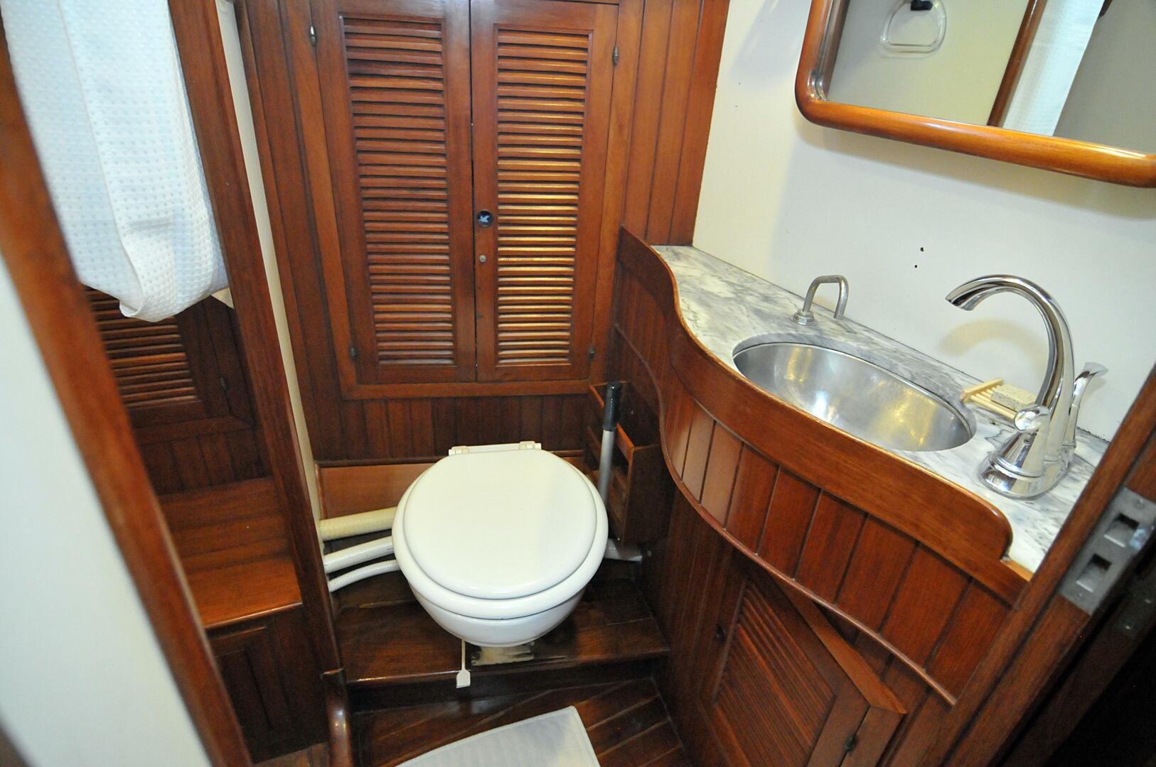 Slide: The Image of Mason 43 1981 - 5166814