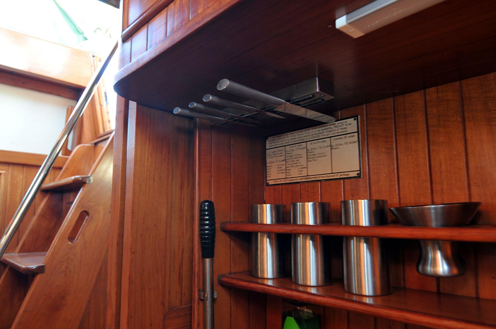 Slide: The Image of Mason 43 1981 - 5166824