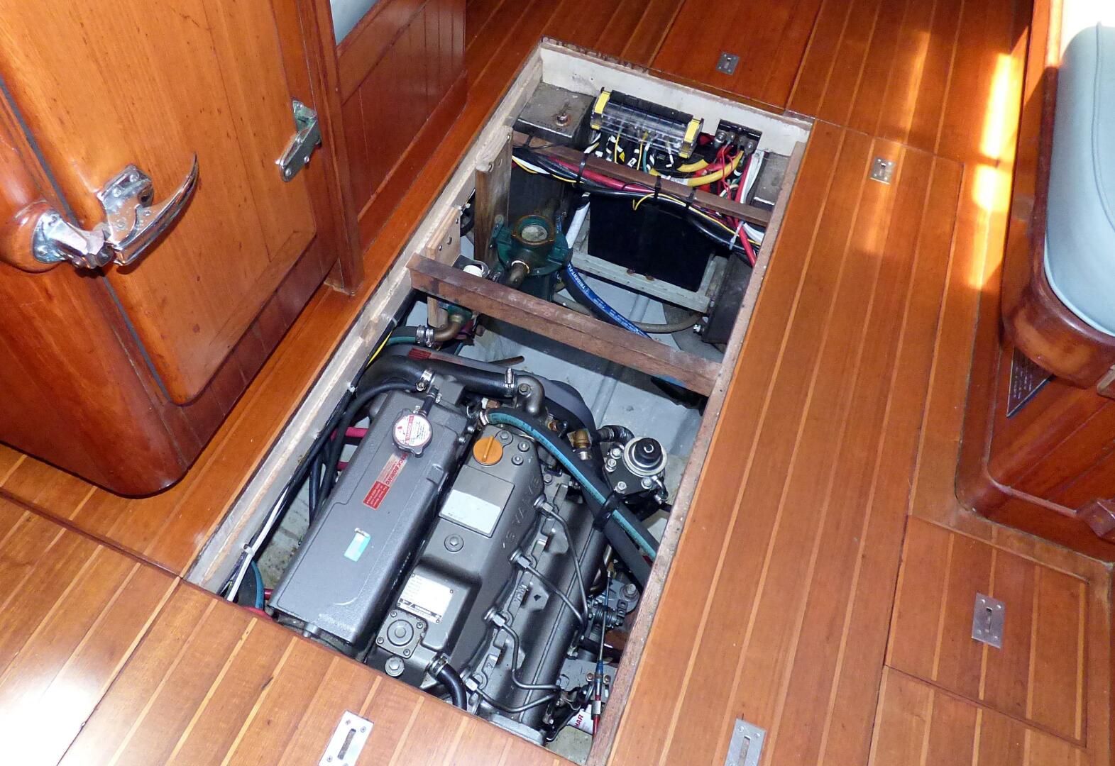 Slide: The Image of Mason 43 1981 - 5166840